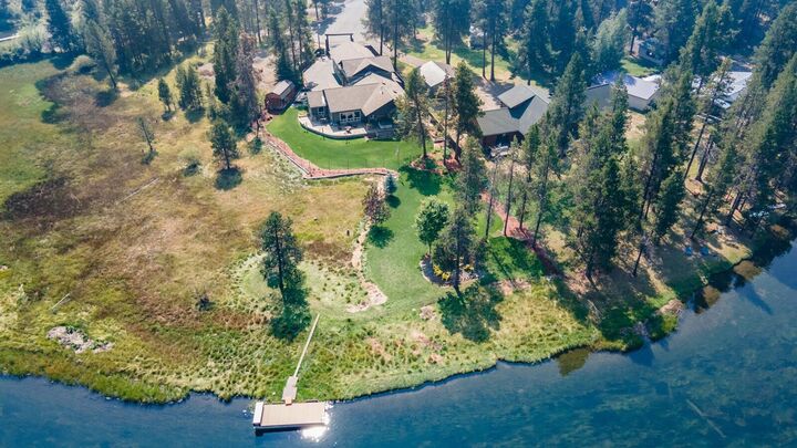 Property Photo: 56081 Snow Goose Court OR 97707