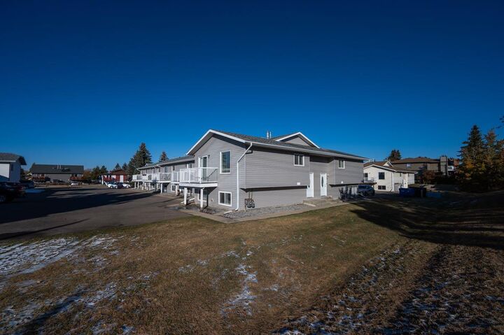 Property Photo: 41 Cosgrove Crescent 6 AB T4P 2Z6