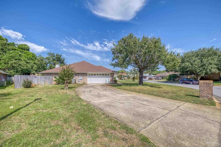 Property Photo:  5152 Mandavilla Blvd  FL 32563