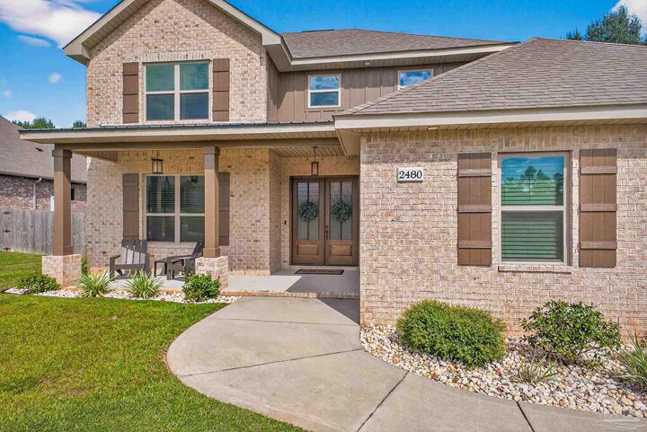 Property Photo: 2480 Carthage Ct FL 32533