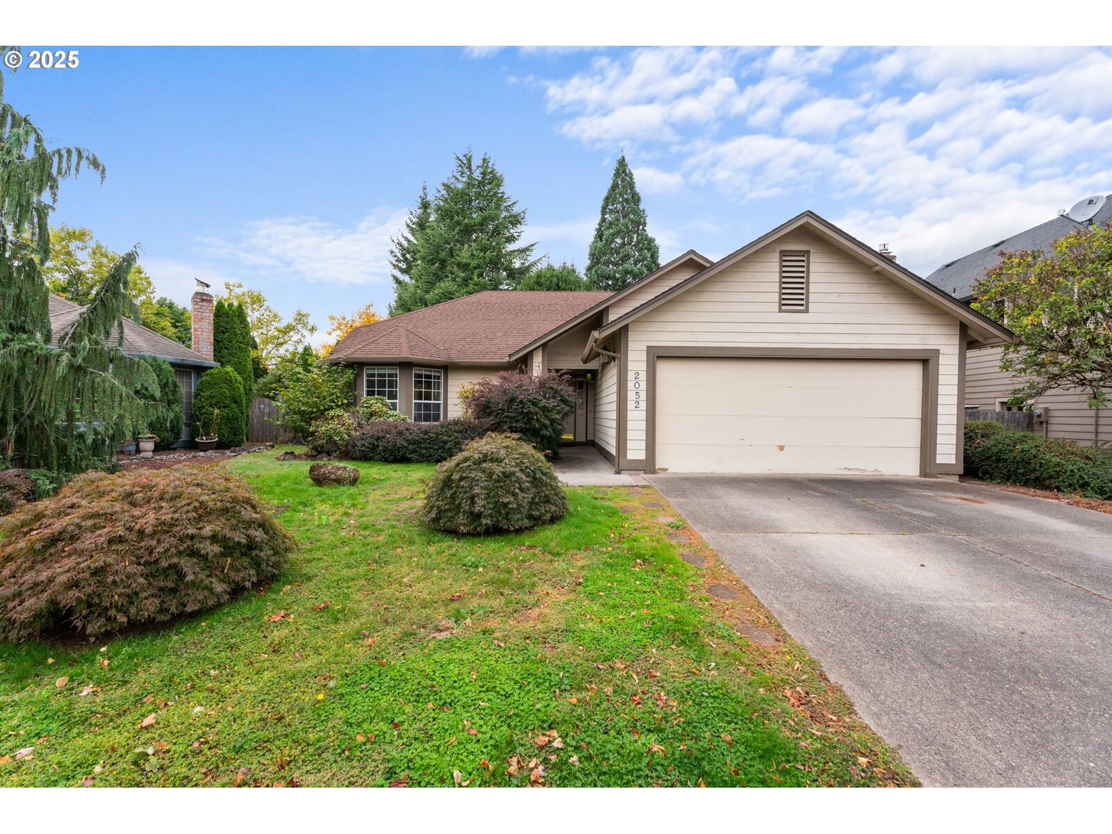Property Photo: 2052 SE 158th Loop WA 98683