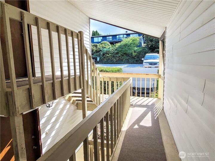 Property Photo: 184 Belvedere Street 3 WA 98282