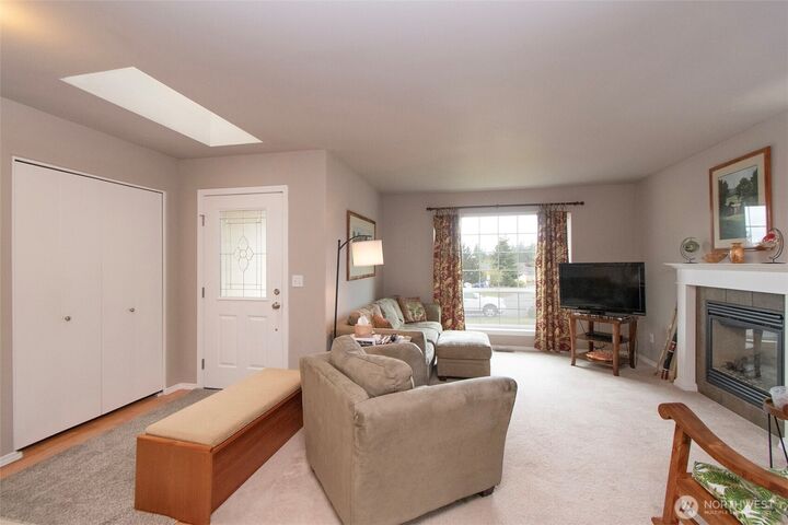Property Photo: 40 America Boulevard WA 98382