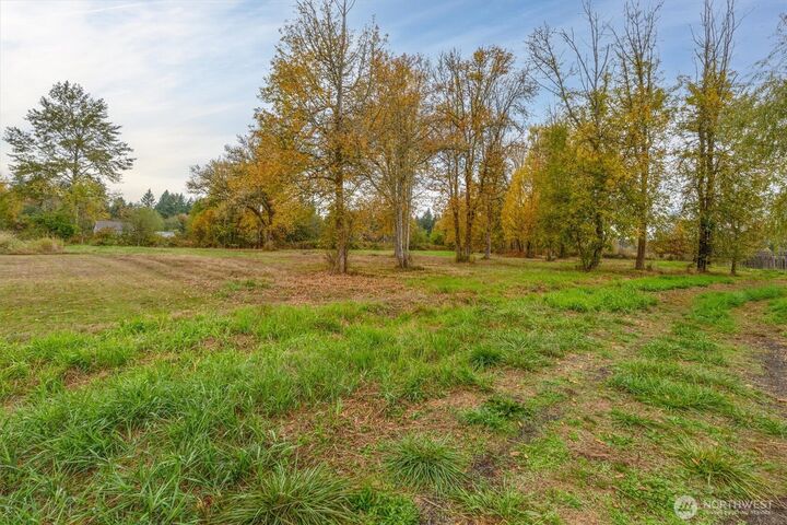 Property Photo: 425 E Main Street WA 98593