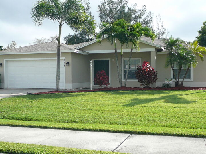 Property Photo: 6512 Las Palmas Way FL 34952