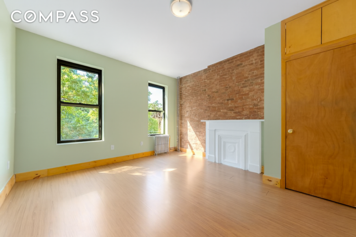 433 Dekalb Avenue  Brooklyn NY 11205 photo