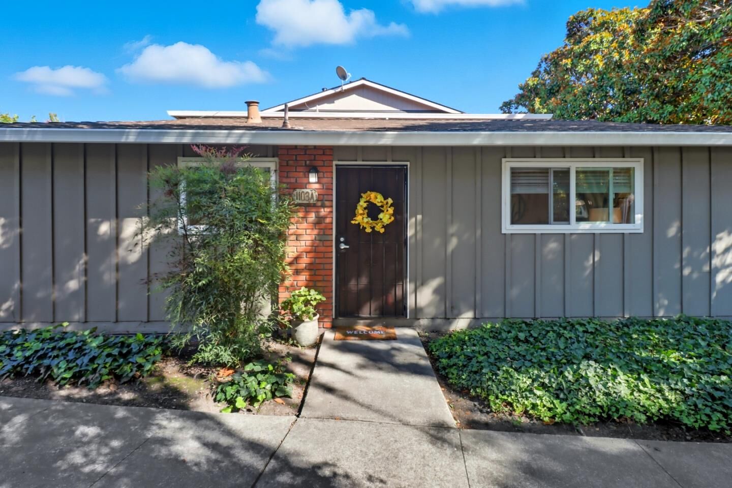 Property Photo:  1103 Reed Avenue A  CA 94086