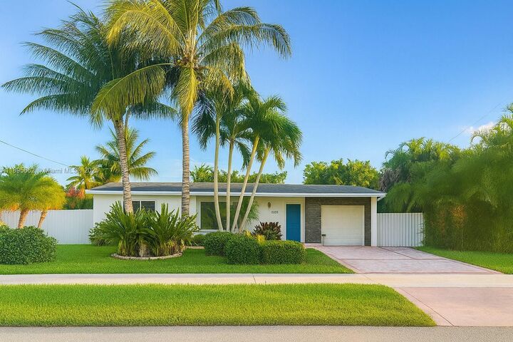 9510 SW 45th St  Miami FL 33165 photo
