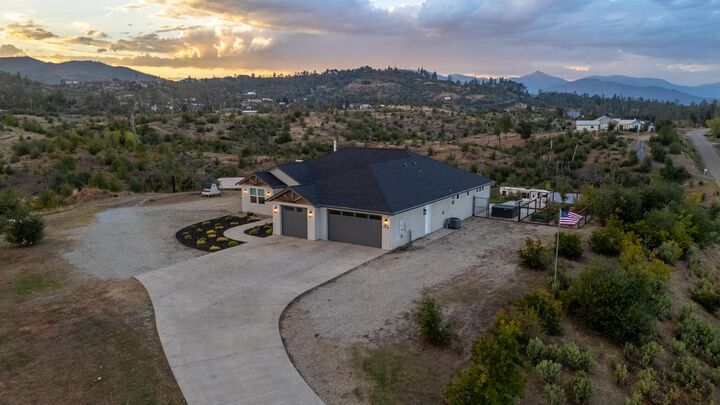 Property Photo: 9976 Tilton Mine Road CA 96001