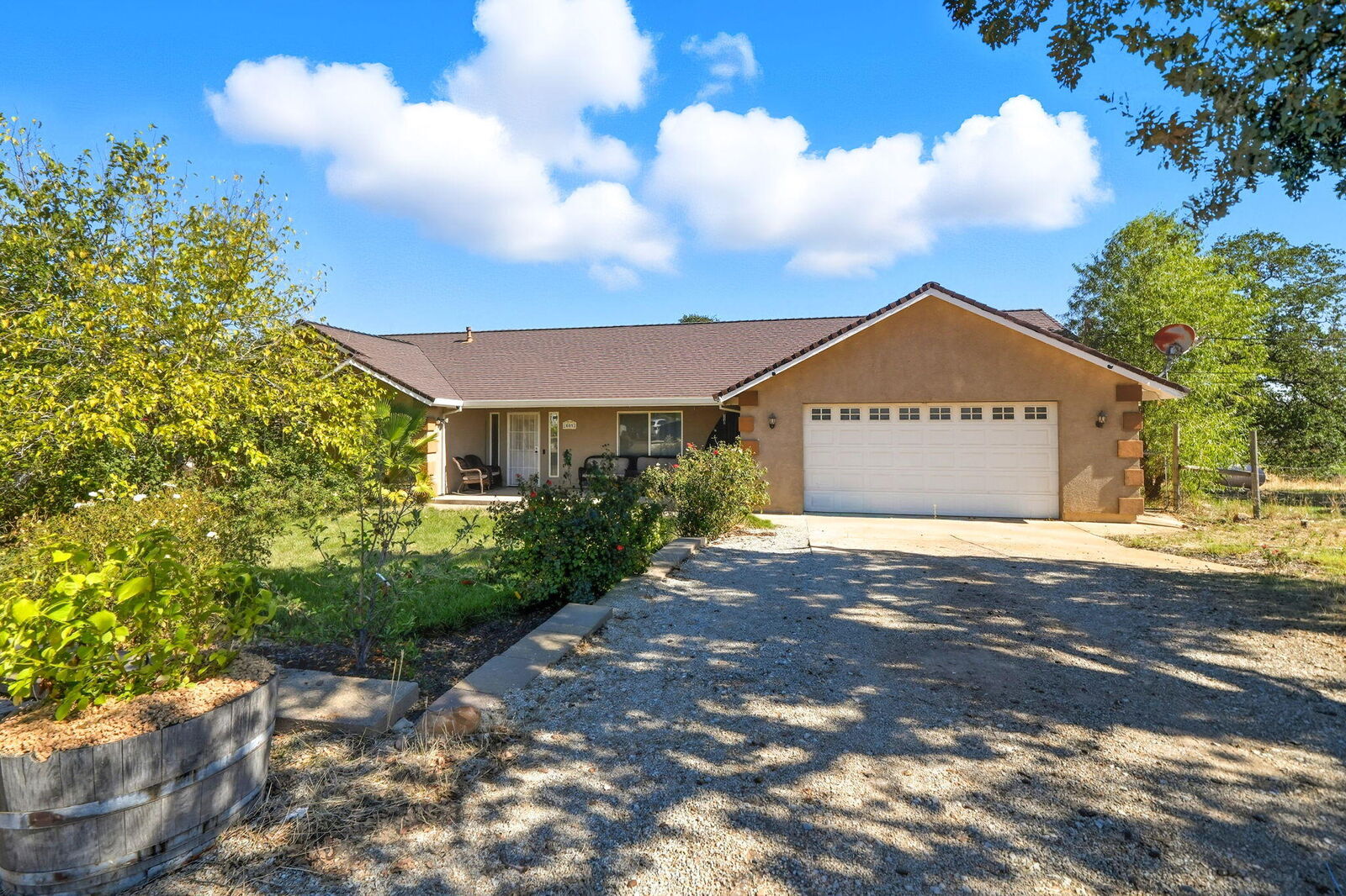Property Photo: 10095 Frazier Road CA 96003