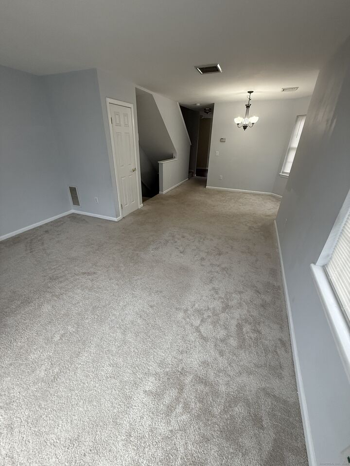Property Photo: 2612 North Avenue E2 CT 06604