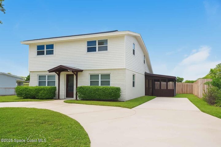 Property Photo: 746 Ironwood Drive SE FL 32935