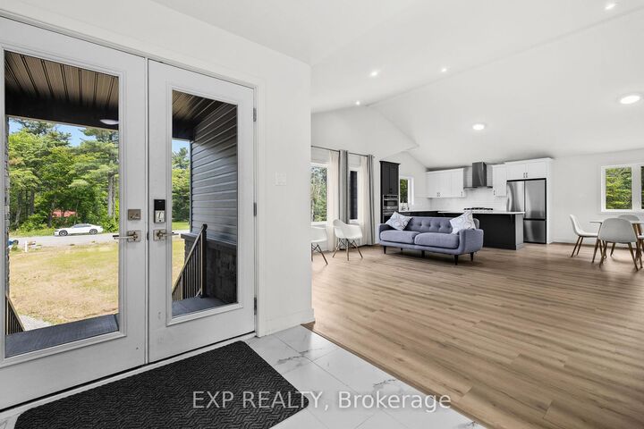 Property Photo:  292 James Andrew Way  ON K7A 4S7