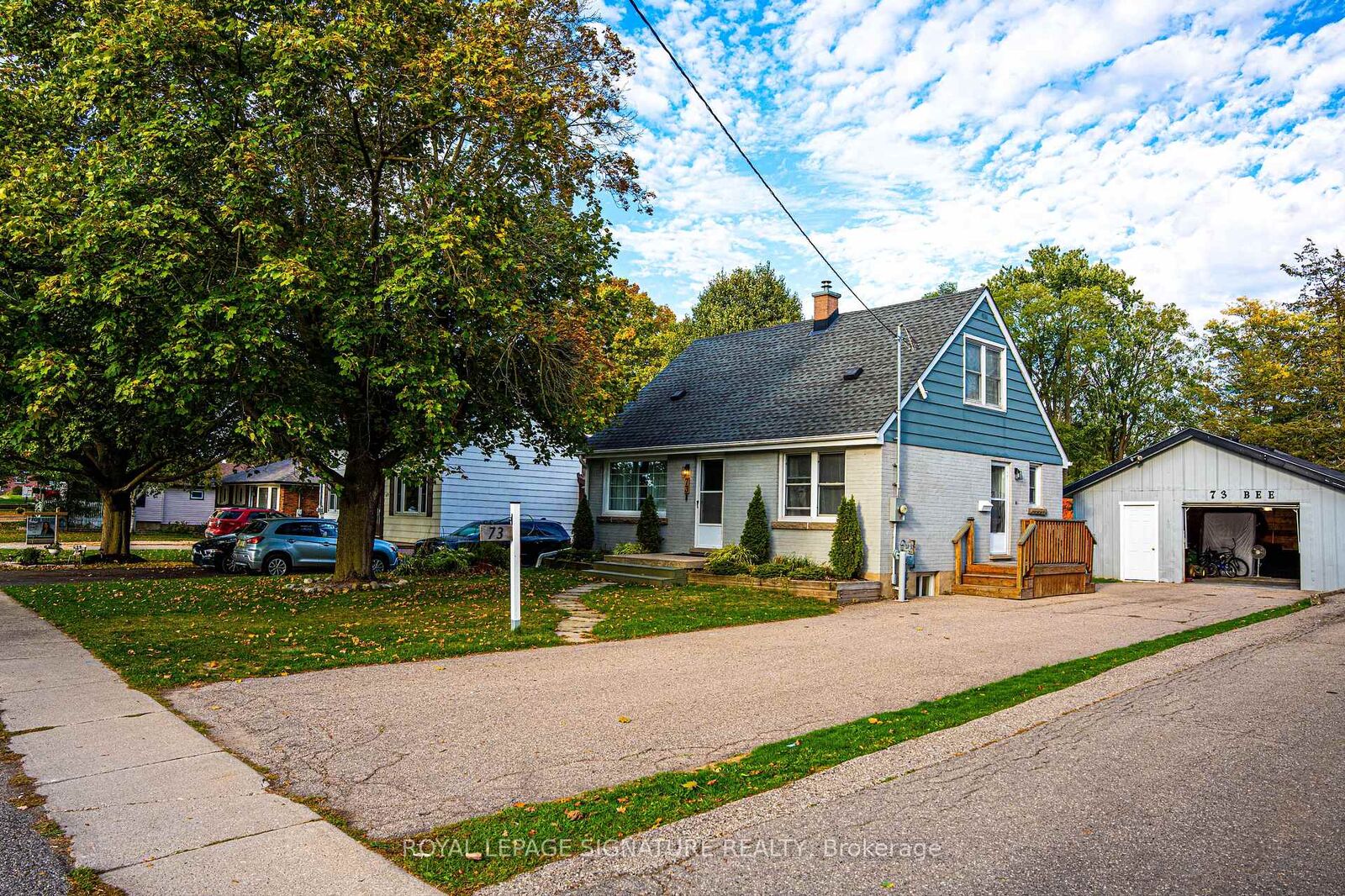 Property Photo:  73 Bee Street  ON N4S 3Z2