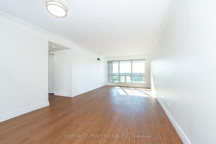 Photo de la propriété: 8 Lee Centre Drive 1007 ON M1H 3H8