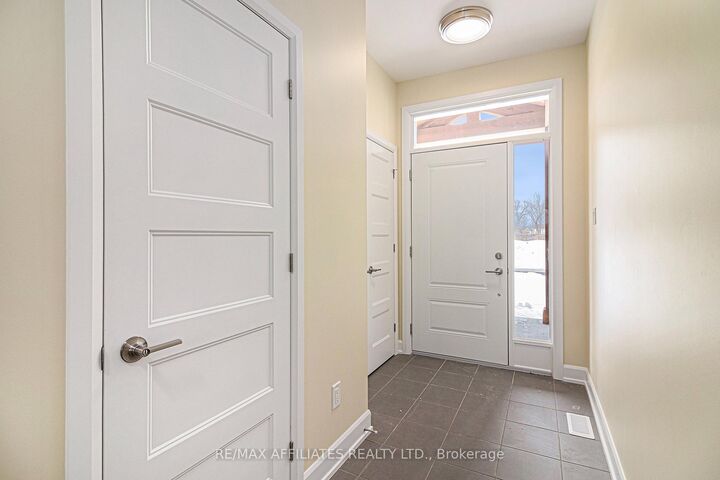 Property Photo: 351 Voyageur Place ON K0A 1W0