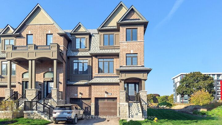 31 Selfridge Way  Whitby ON L1N 0N9 photo