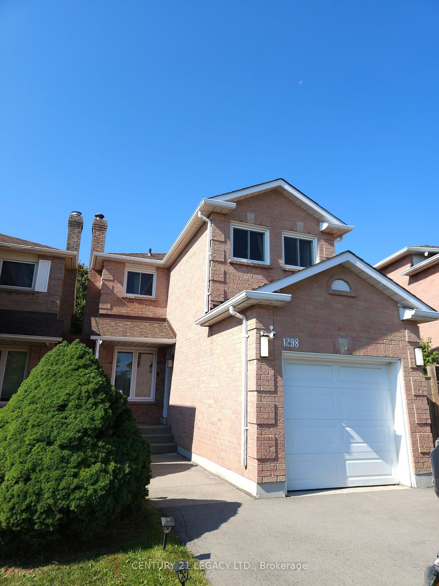 Property Photo:  1298 Valerie Crescent  ON L6J 7E5