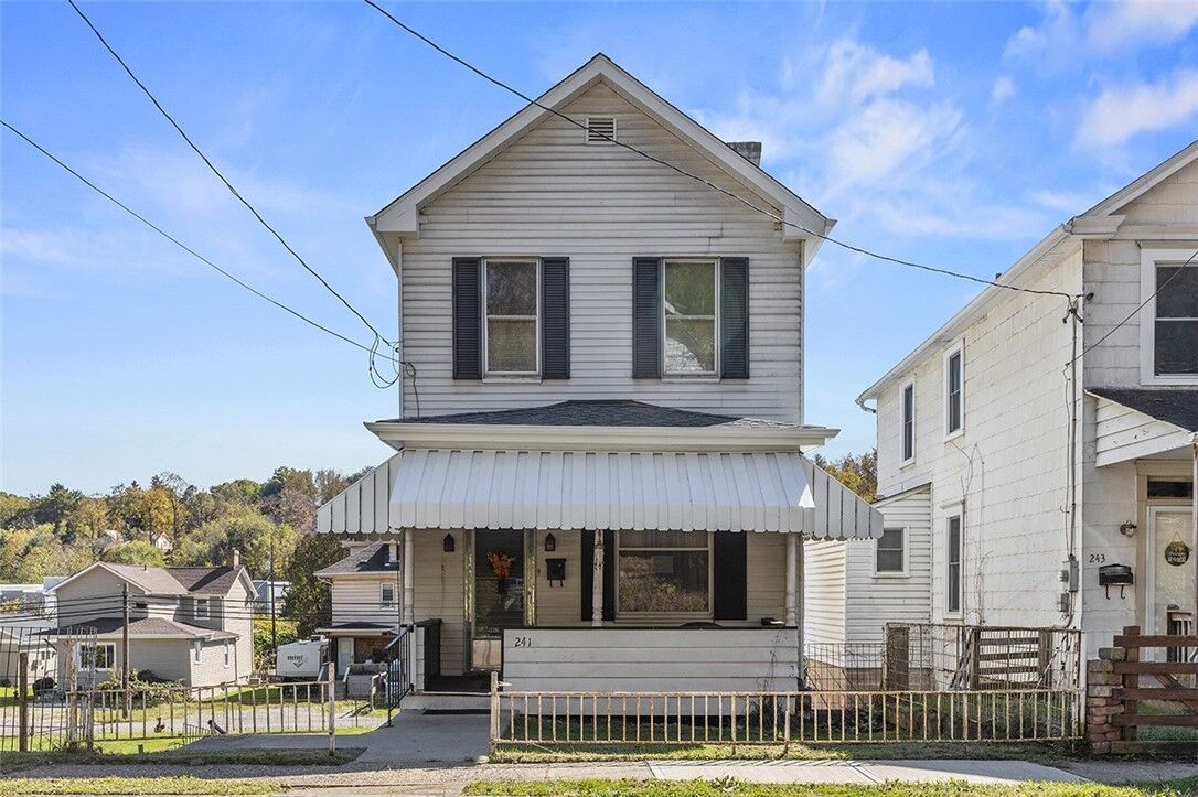 Property Photo: 241 W State St PA 15071