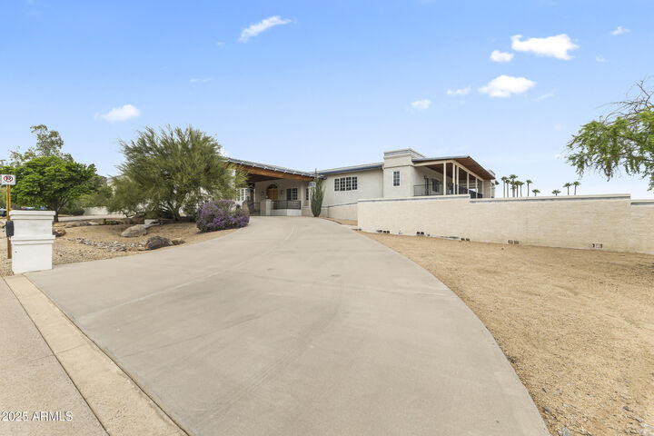 Property Photo: 4800 E Tomahawk Trail AZ 85253