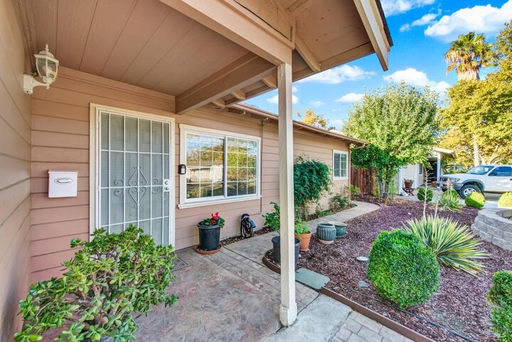 Property Photo: 729 Georgia Way CA 94533