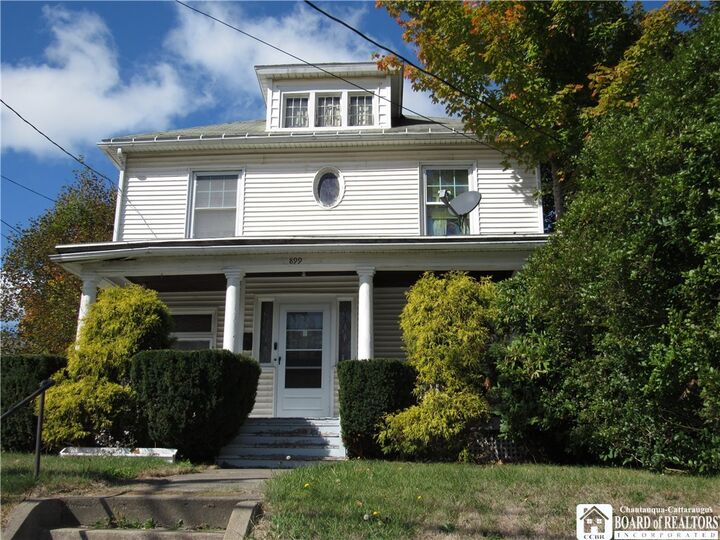 Property Photo: 899 E 2nd Street NY 14701