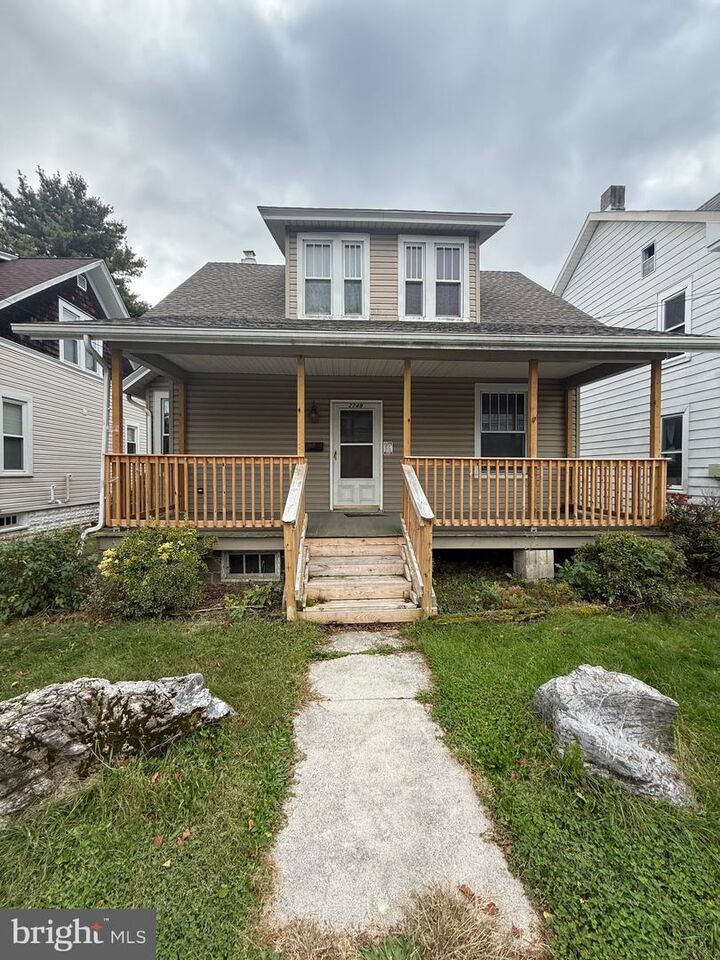 2749 Boas Street  Harrisburg PA 17103 photo