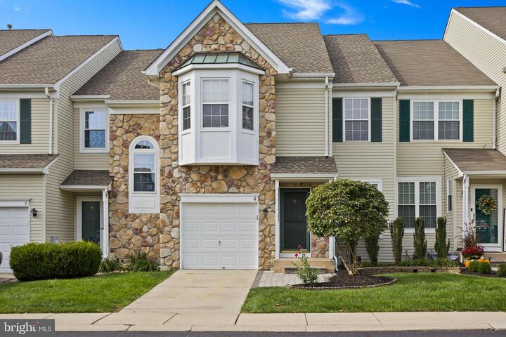 4 Barclay Court  Bordentown NJ 08505 photo