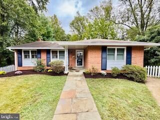 Property Photo: 5300 1st Place N VA 22203