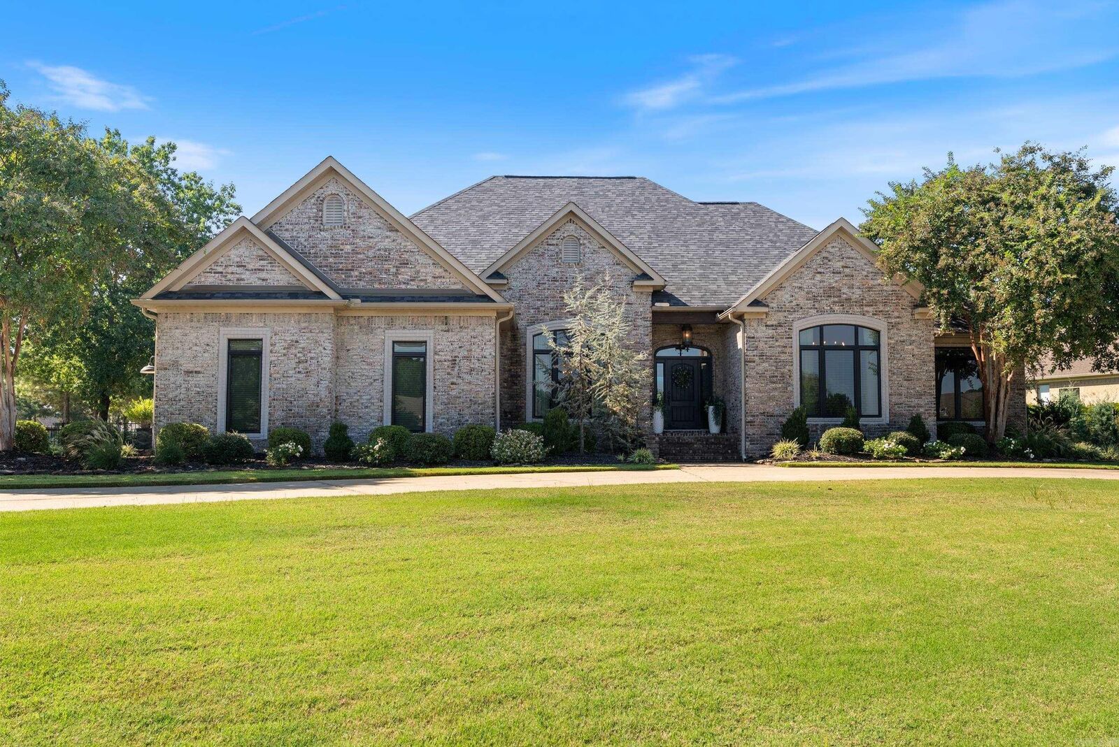 Property Photo: 5050 Bay Hill Drive AR 72034