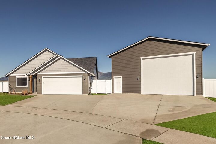 12073 N Lennon Ln  Rathdrum ID 83858 photo