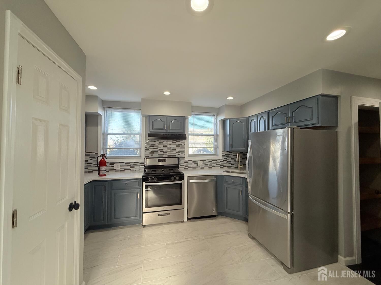 Property Photo:  46 Hayward Avenue 1  NJ 07008