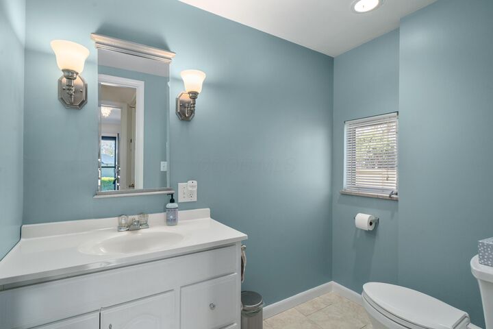 Property Photo: 2590 Brookwood Road OH 43209