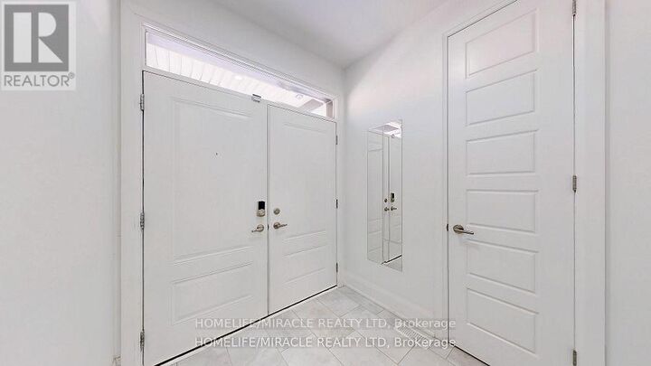 Property Photo: 2849 Foxden Square ON L1X 0N9