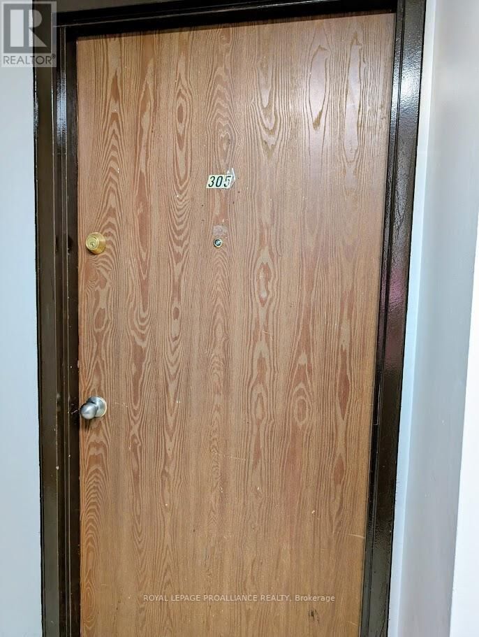 Property Photo:  328 Aylmer Street North 305  ON K9H 3V6