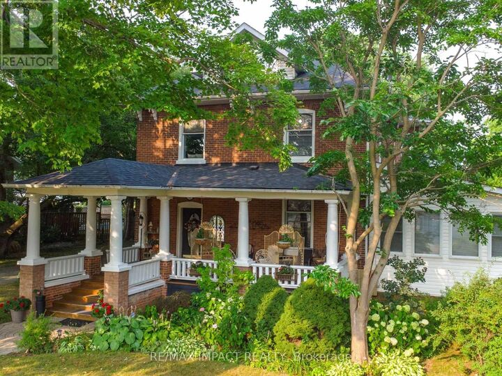 Property Photo:  33 Division Street  ON K0K 1S0 