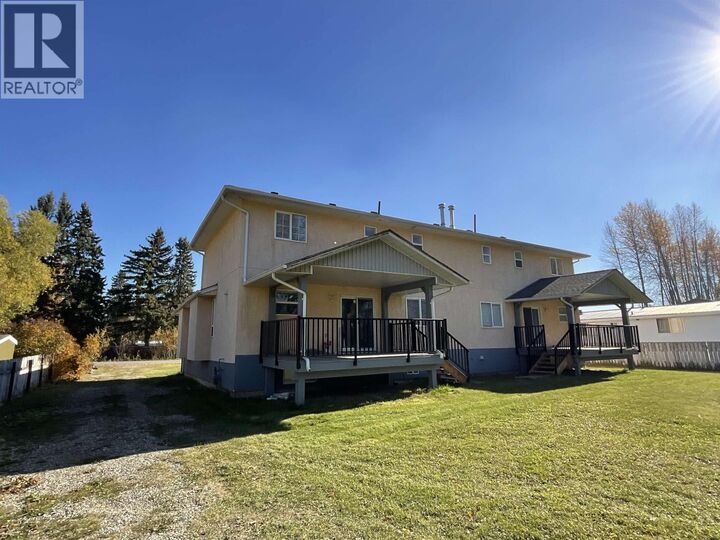 Property Photo: 947 Laurel Road BC V2J 5R1