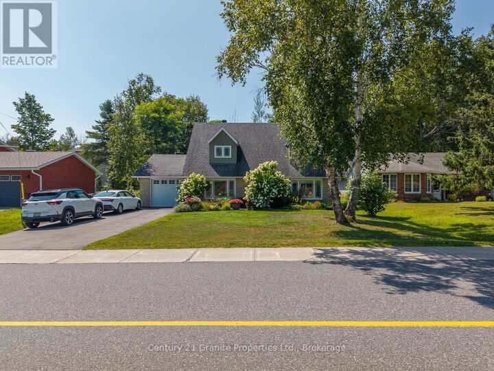 Property Photo: 7 Tudhope Street ON P2A 2H9