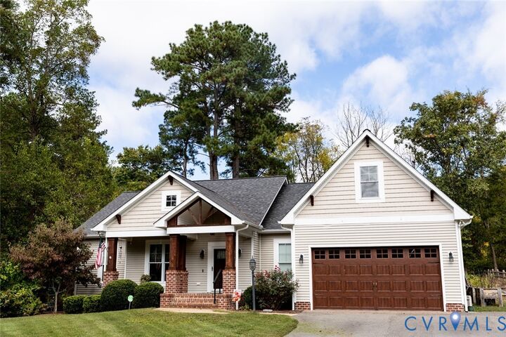Property Photo: 212 Belmont Circle VA 23901