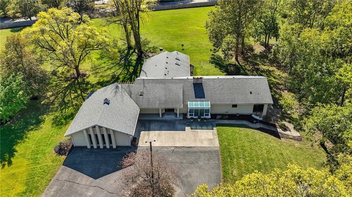 573 Arlington Road  Brookville OH 45309 photo