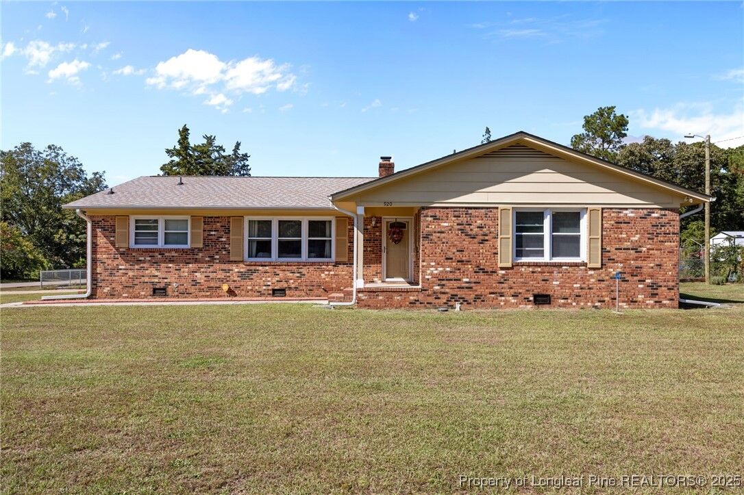 Property Photo:  920 Sunbury Drive  NC 28311 