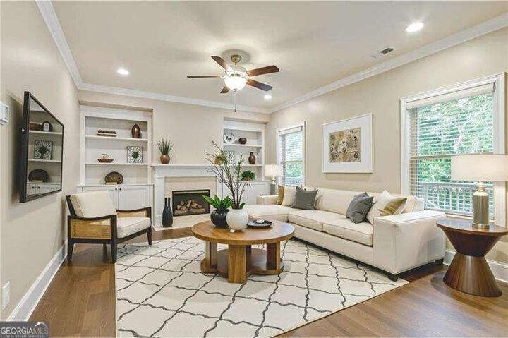 Property Photo:  3821 Chamblee Dunwoody Road  GA 30341 