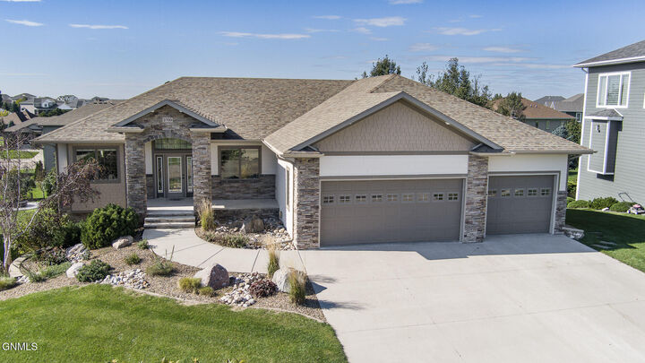 3700 Valley Drive  Bismarck ND 58503 photo