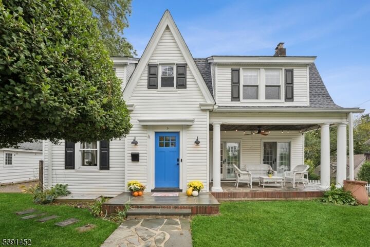 Property Photo:  3 Clonavor Rd  NJ 07052