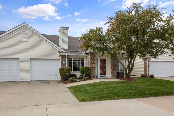 Property Photo: 6200 Ep True Parkway 303 IA 50266