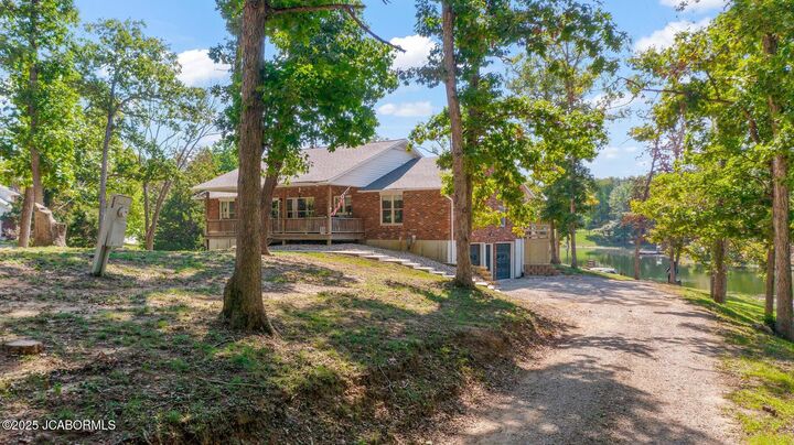 Property Photo: 4110 Tara Lake Drive MO 65251