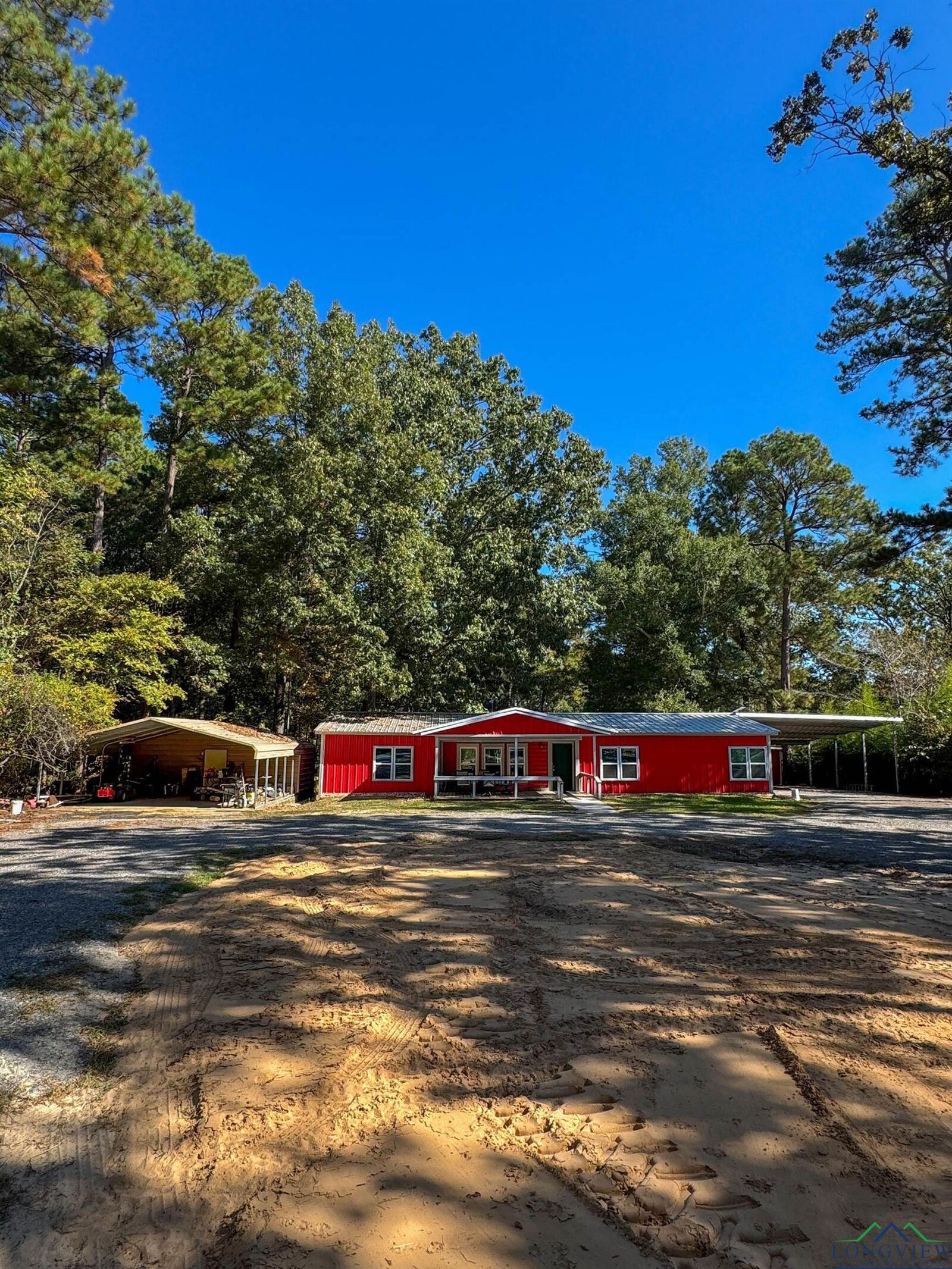 Property Photo: 7419 N State Line Road TX 75661