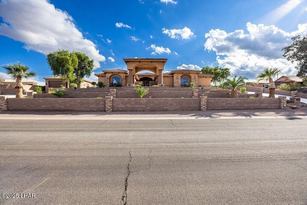 Property Photo:  1824 Stovall St  AZ 86442 