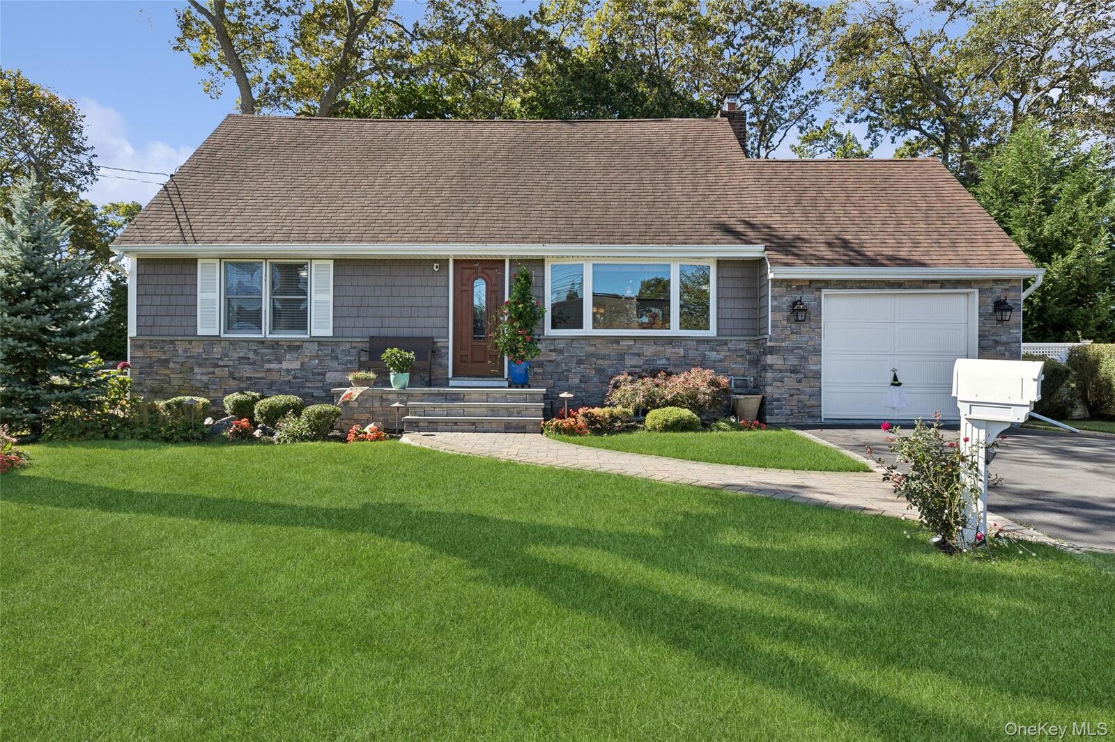 Property Photo: 320 W 11th Street NY 11729