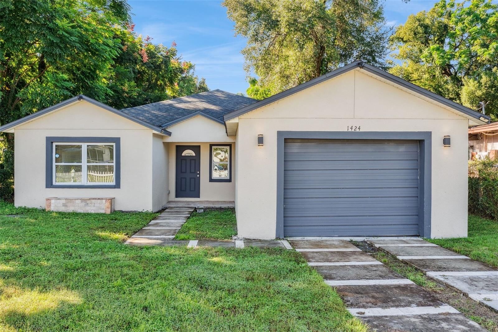 Property Photo: 1424 18th Street FL 32805